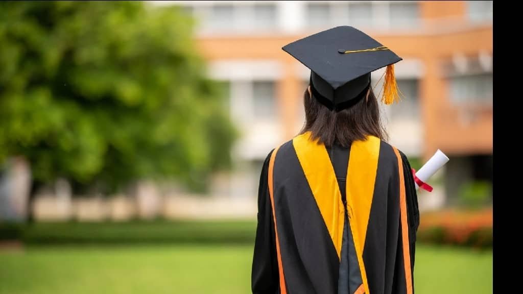 Fully Funded Fulbright Scholarships for International Students ...